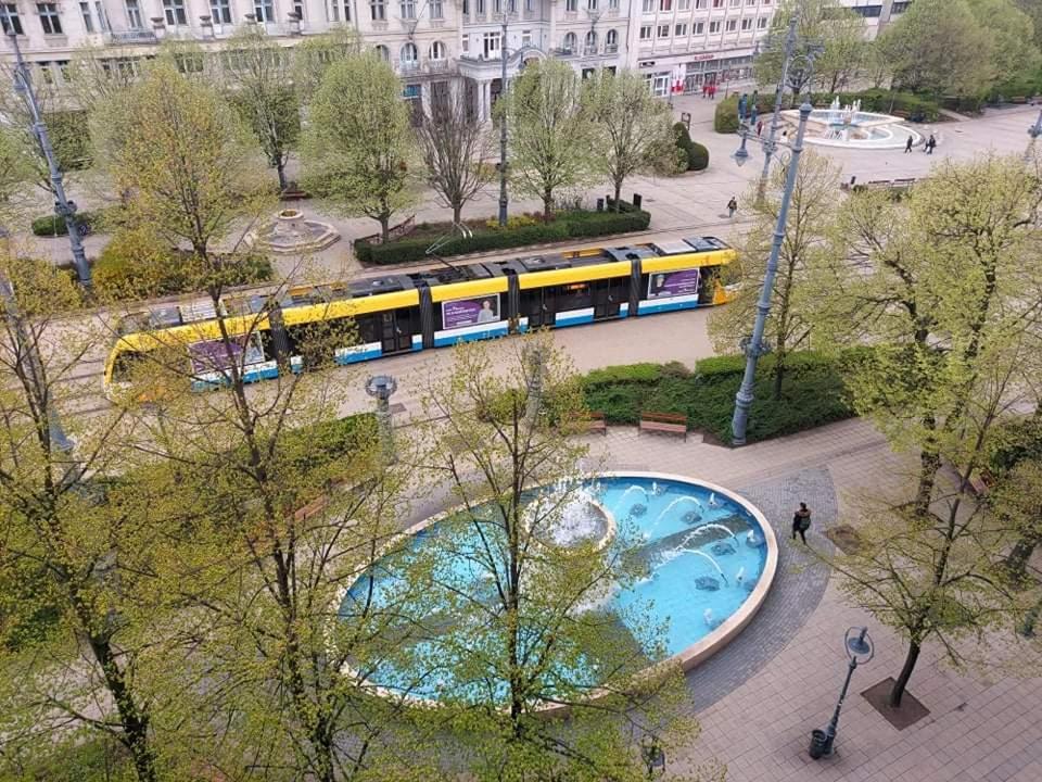 Alfoeldi Palace Apartman Debrecen Esterno foto