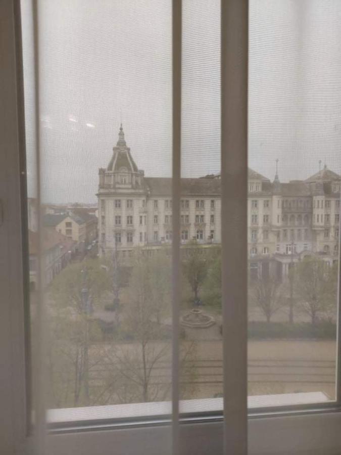 Alfoeldi Palace Apartman Debrecen Esterno foto