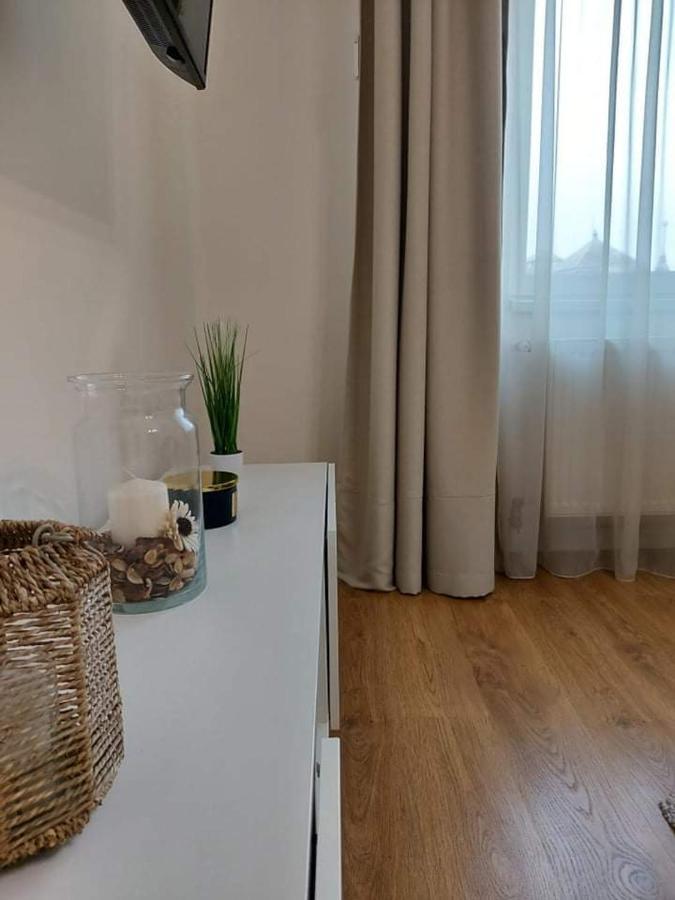 Alfoeldi Palace Apartman Debrecen Esterno foto