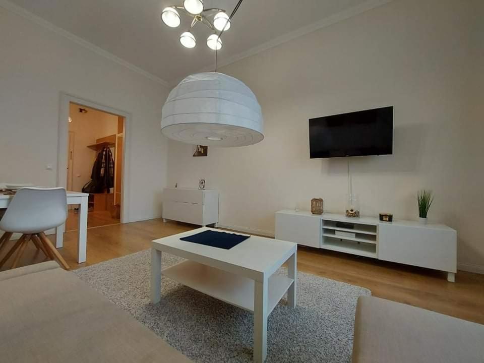 Alfoeldi Palace Apartman Debrecen Esterno foto