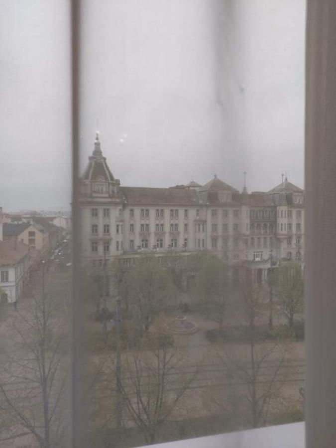 Alfoeldi Palace Apartman Debrecen Esterno foto