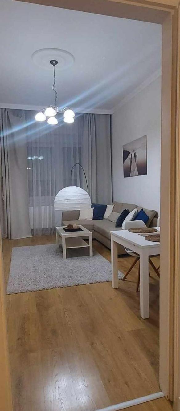 Alfoeldi Palace Apartman Debrecen Esterno foto
