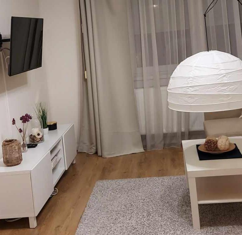 Alfoeldi Palace Apartman Debrecen Esterno foto