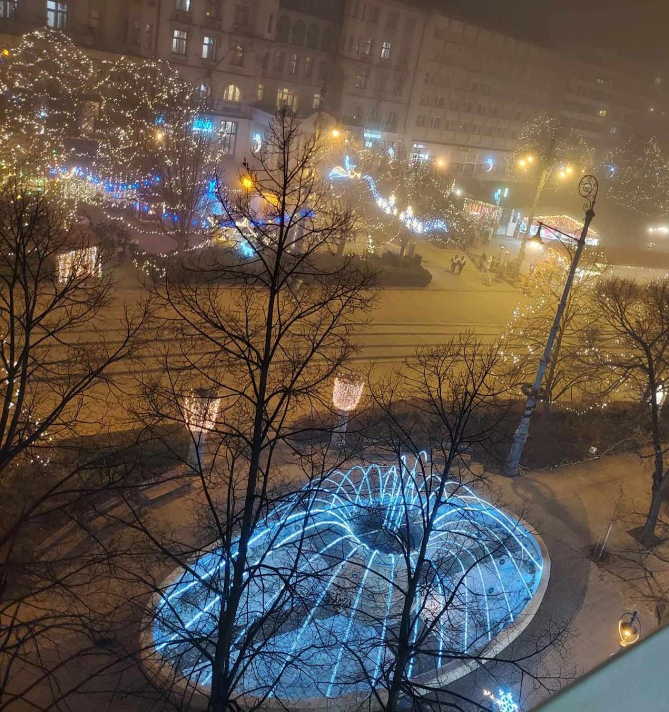 Alfoeldi Palace Apartman Debrecen Esterno foto