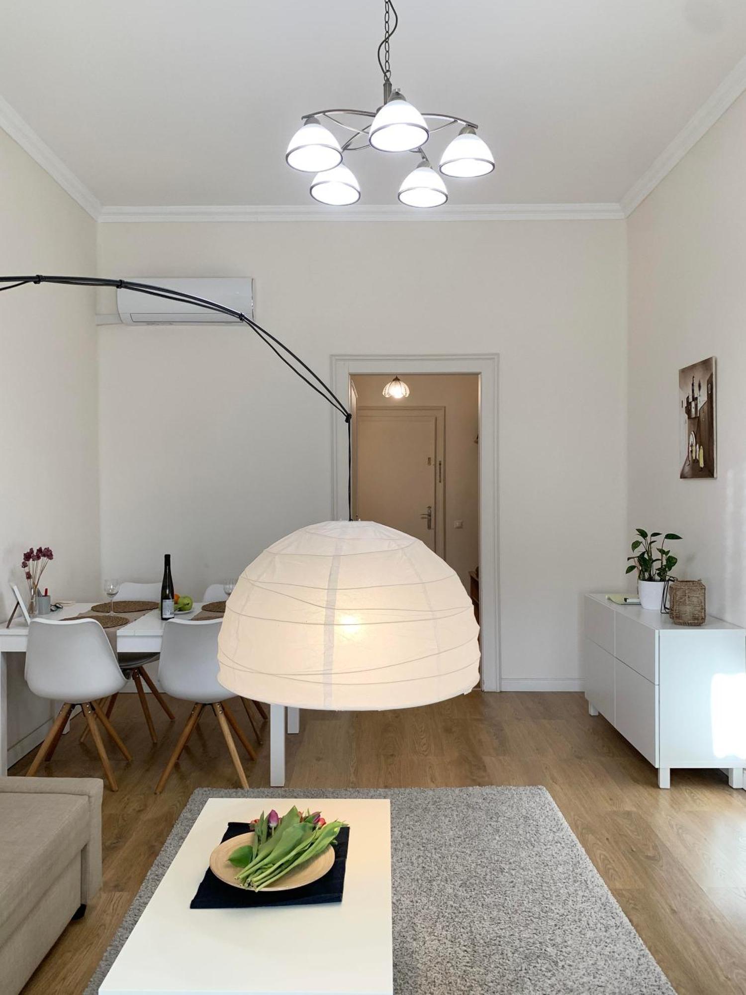 Alfoeldi Palace Apartman Debrecen Esterno foto