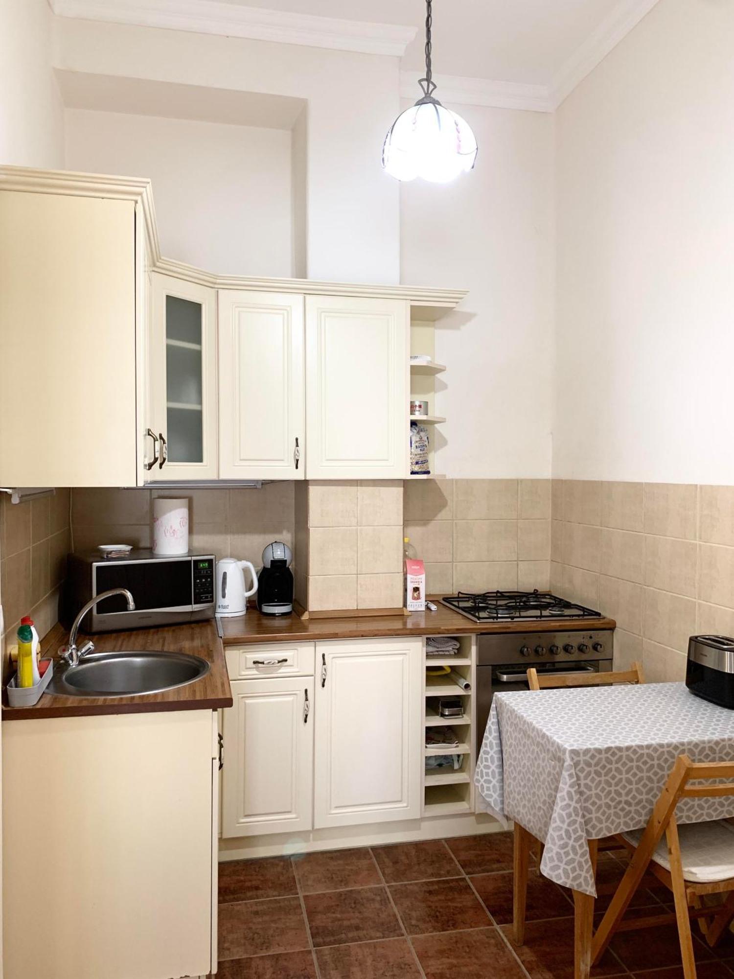 Alfoeldi Palace Apartman Debrecen Esterno foto