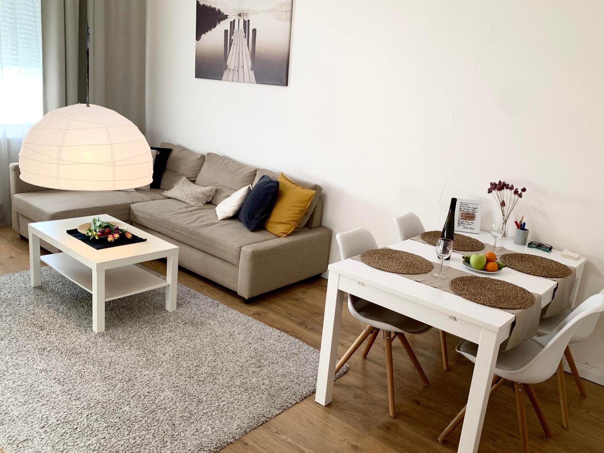 Alfoeldi Palace Apartman Debrecen Esterno foto